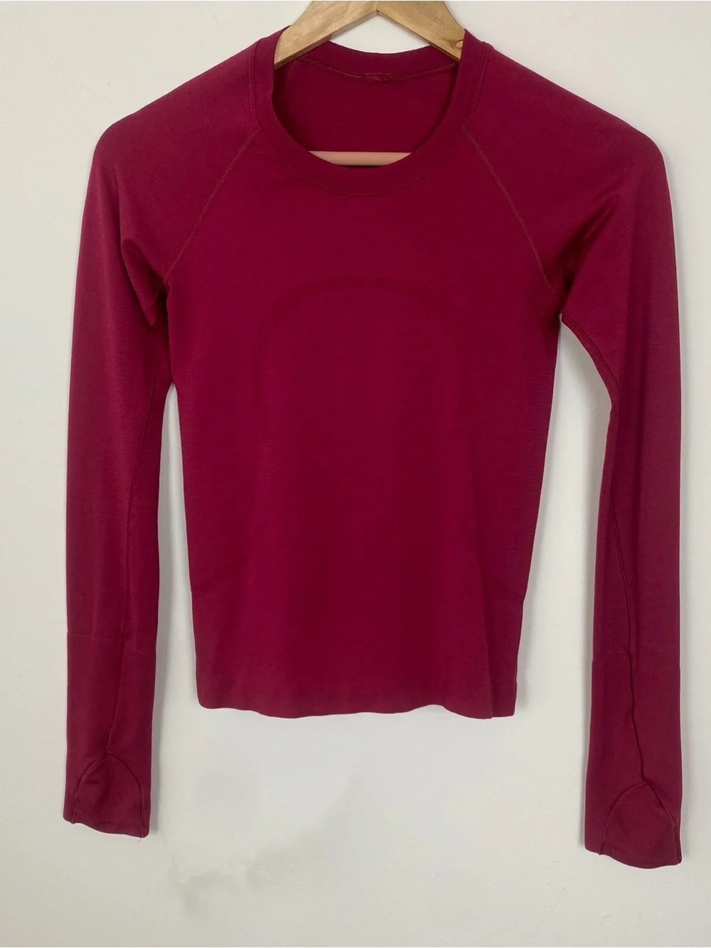 Lululemon Swiftly Tech Long-Sleeve Shirt 2.0 Waist Length Sz 2